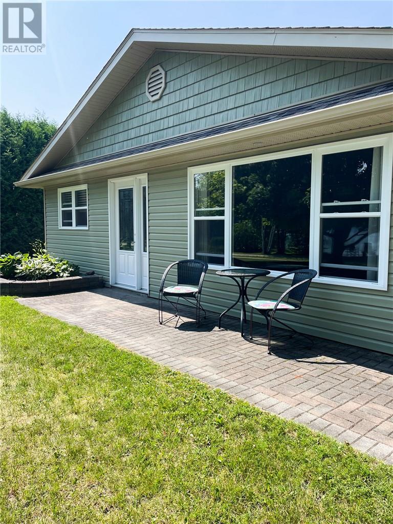 29 Sidney Lane, Mindemoya, Ontario  P0P 1s0 - Photo 9 - 2127630