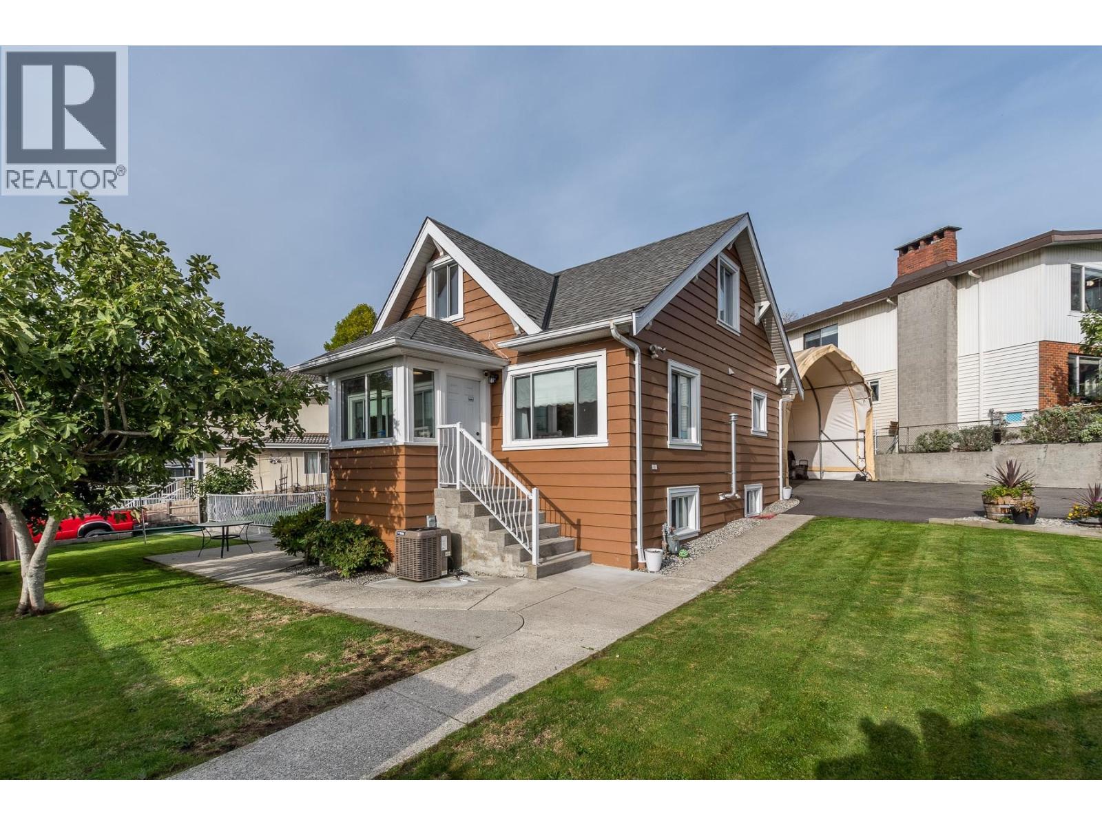 1276 Douglas Road, Burnaby, British Columbia  V5C 4Z9 - Photo 1 - R3121232