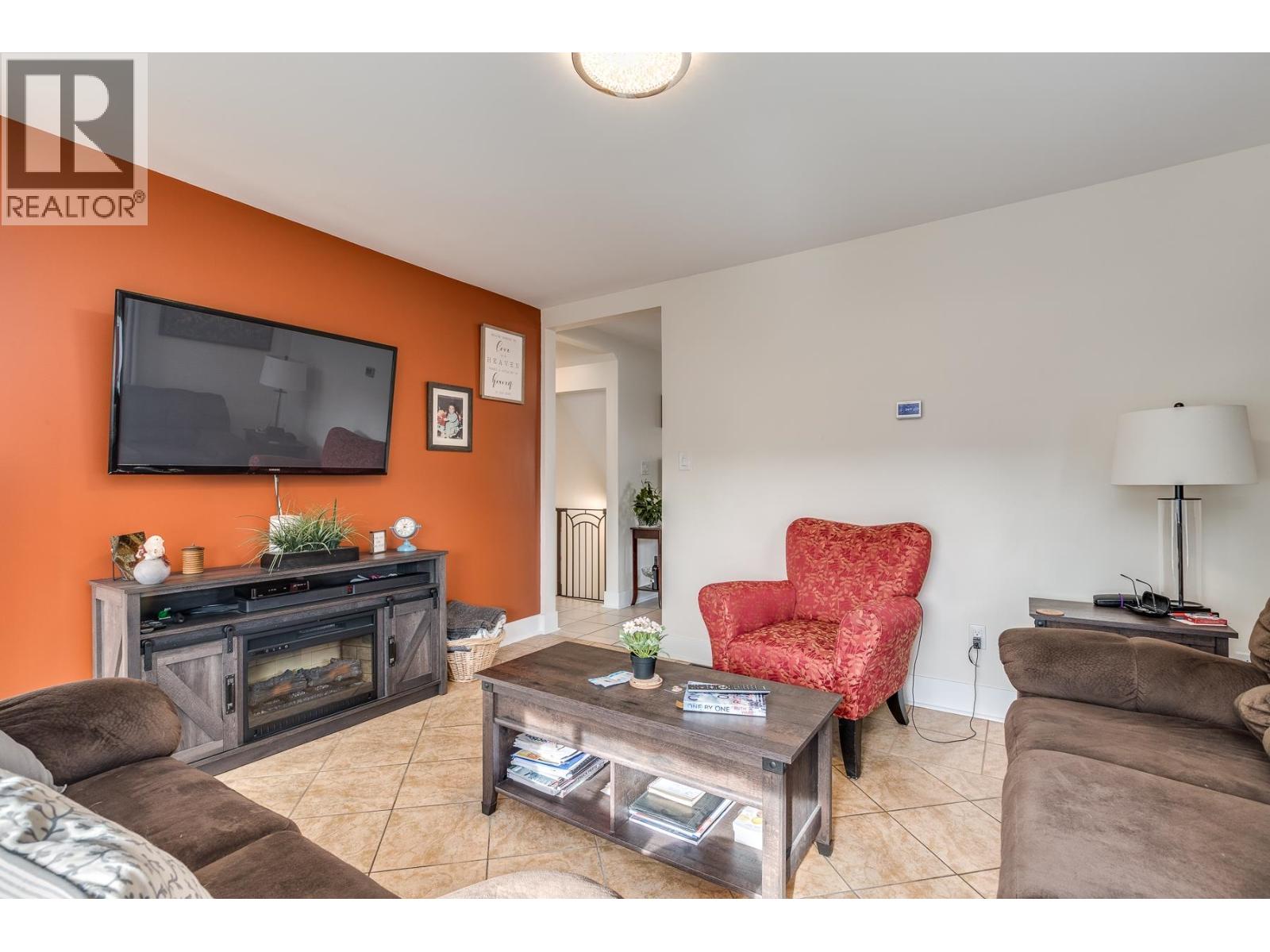 1276 Douglas Road, Burnaby, British Columbia  V5C 4Z9 - Photo 3 - R3121232