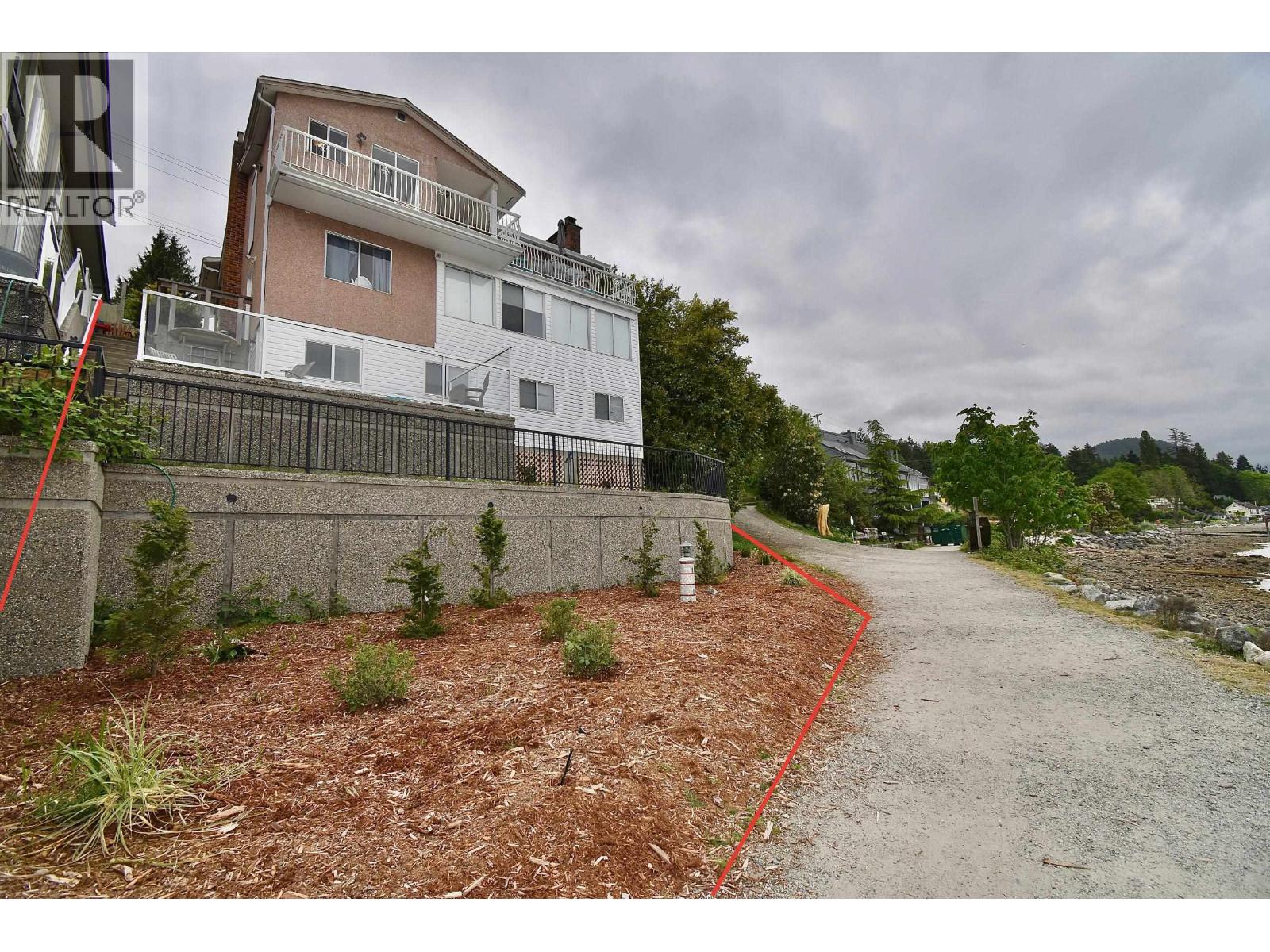 484 Marine Drive, Gibsons, British Columbia  V0N 1V0 - Photo 25 - R3121254