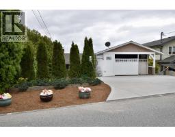 484 MARINE DRIVE, Gibsons, British Columbia