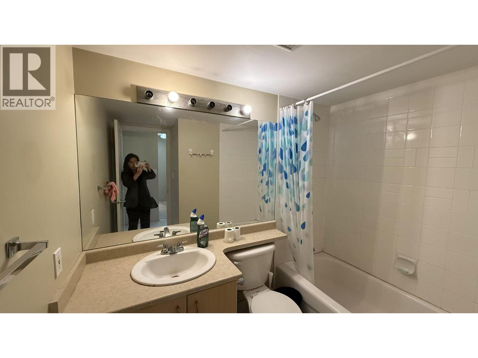 503 3520 Crowley Drive, Vancouver, British Columbia  V5R 6G9 - Photo 12 - R3121230