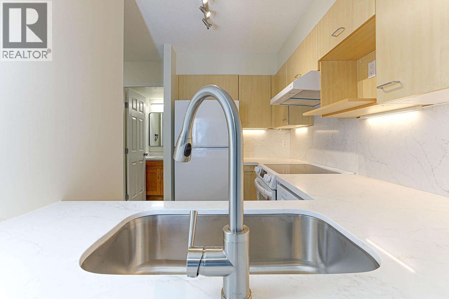 1704 1148 Heffley Crescent, Coquitlam, British Columbia  V3B 8A6 - Photo 13 - R3121248