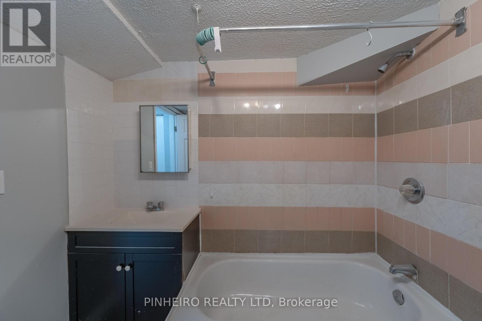 786 Nelson Street, London East, Ontario  N5Z 1K3 - Photo 41 - X13101660
