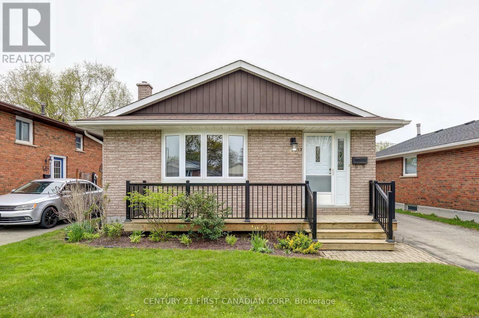 12 ROSEMOUNT CRESCENT, St. Thomas, Ontario
