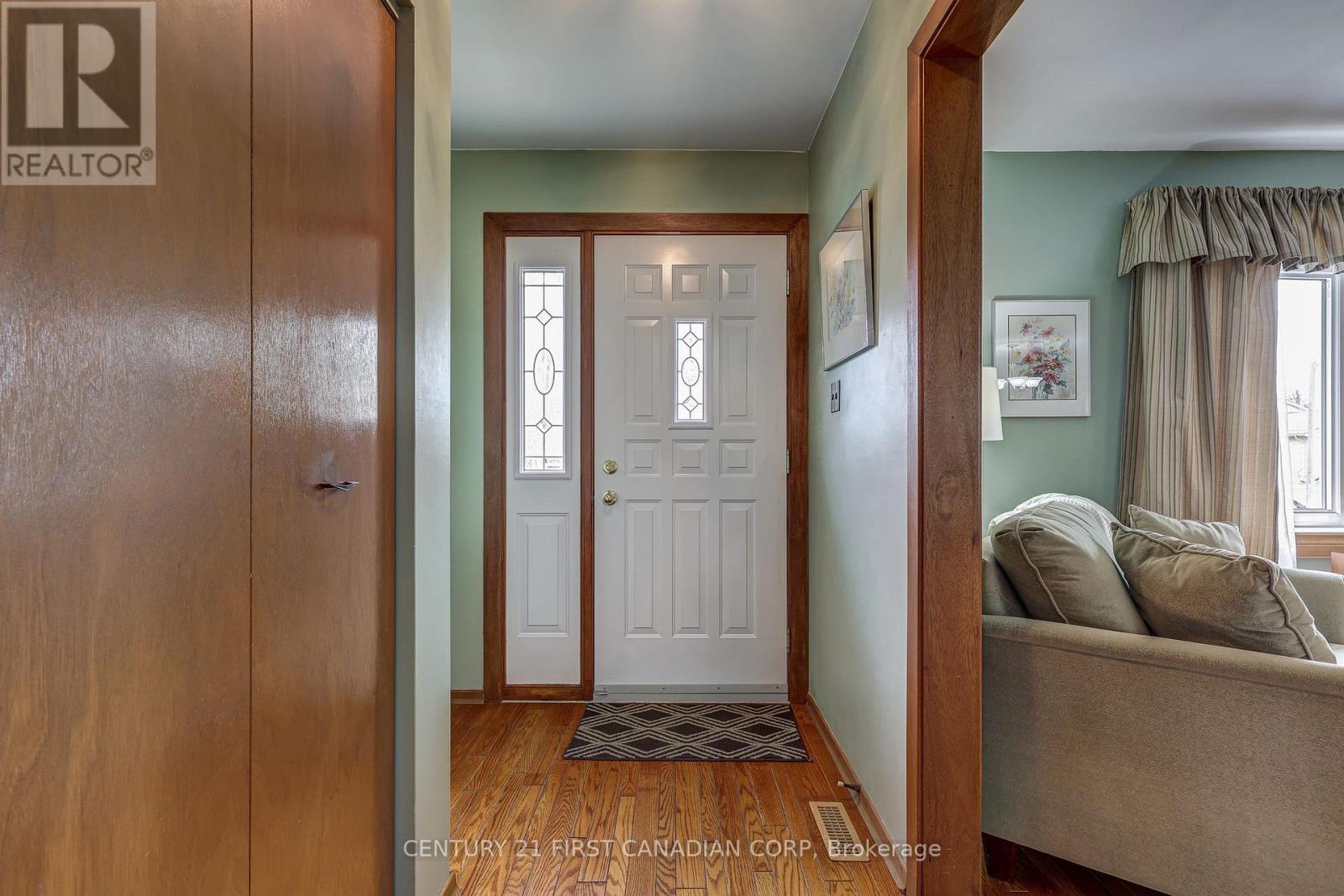 12 Rosemount Crescent, St. Thomas, Ontario  N5P 2J1 - Photo 4 - X13101670
