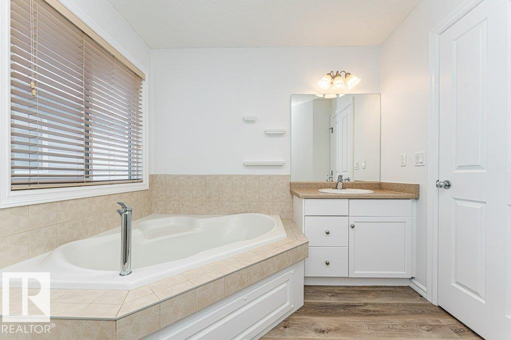 6354 Sandin Wy Nw Nw, Edmonton, Alberta  T6R 0K1 - Photo 32 - E4486511