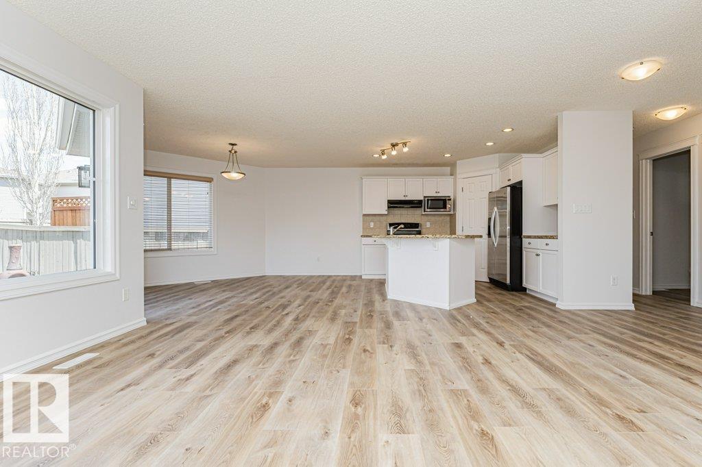 6354 Sandin Wy Nw Nw, Edmonton, Alberta  T6R 0K1 - Photo 9 - E4486511