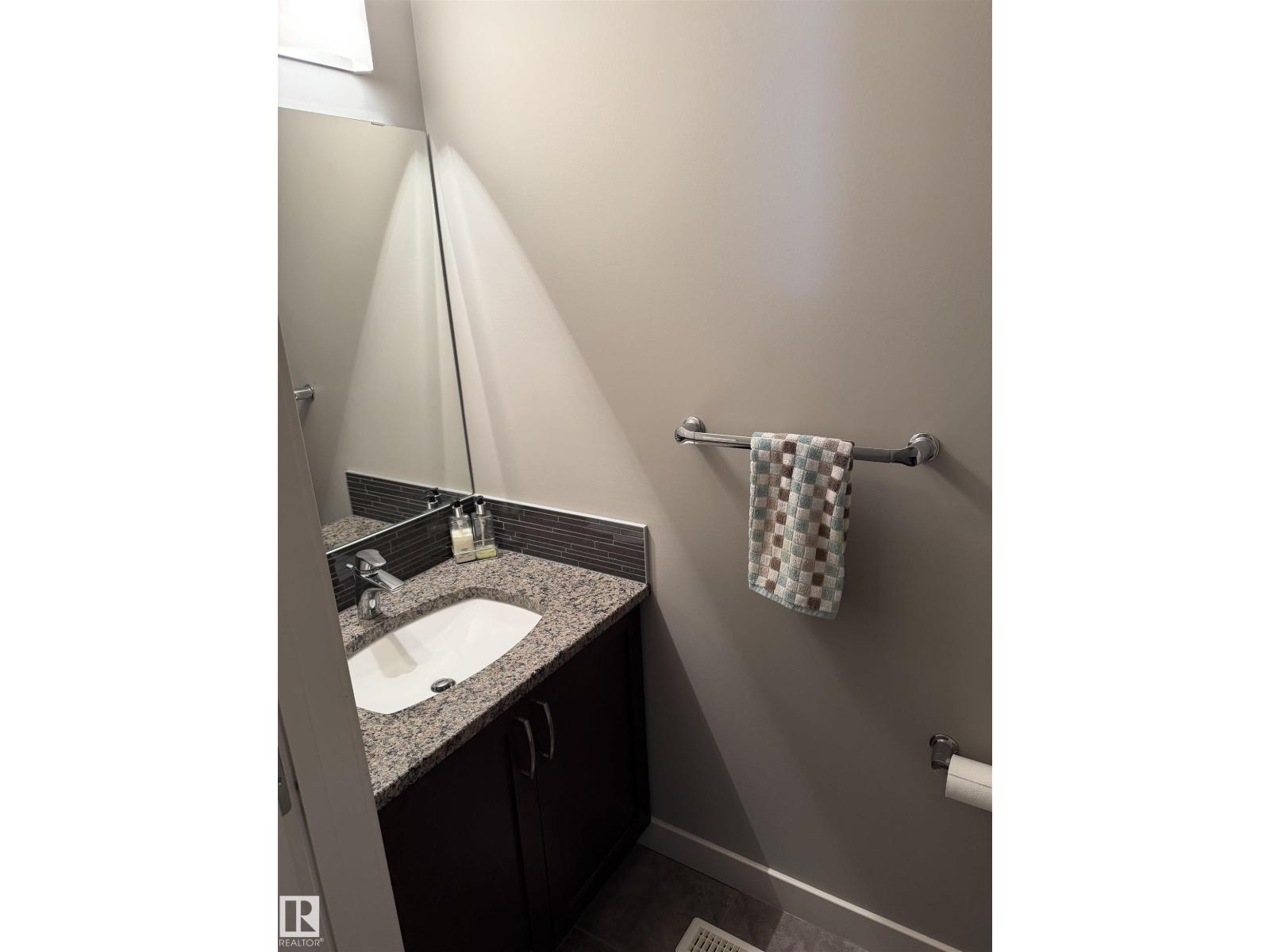 74 Sunterra Wy, Sherwood Park, Alberta  T8H 0T8 - Photo 4 - E4486517