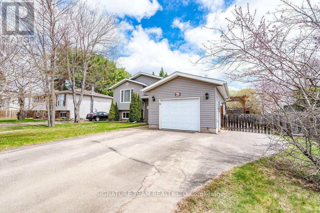 41 Audrey Street, Petawawa, Ontario  K8H 1N5 - Photo 3 - X13101732