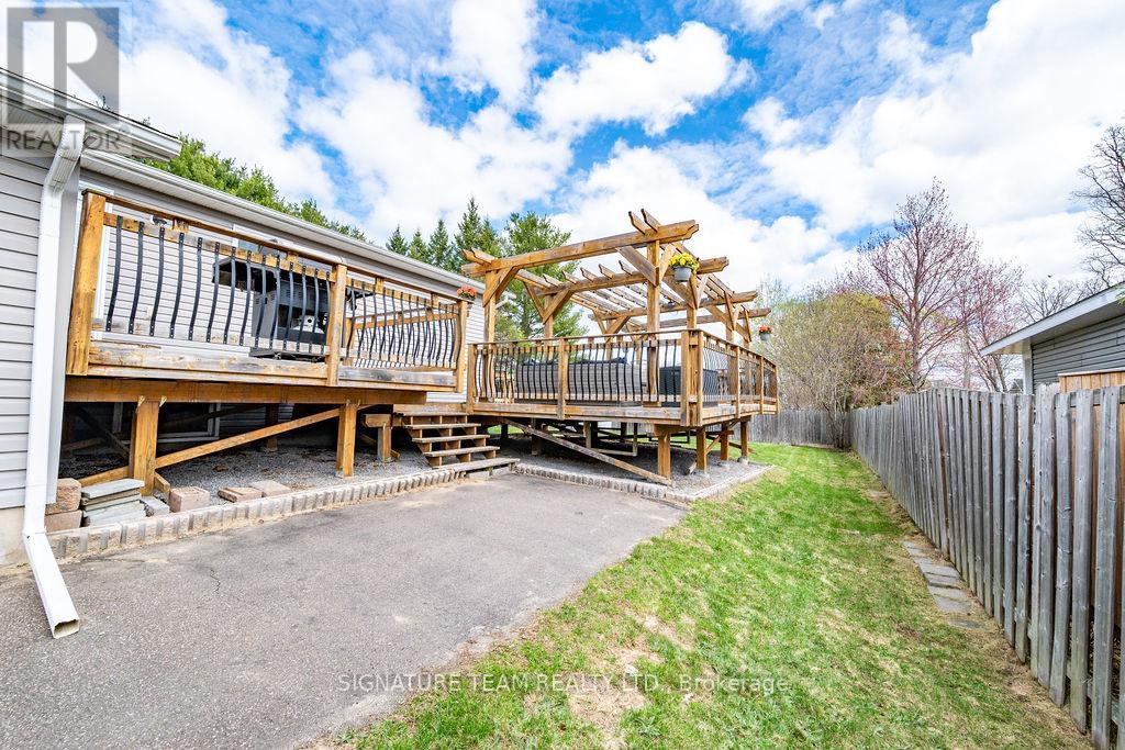 41 Audrey Street, Petawawa, Ontario  K8H 1N5 - Photo 6 - X13101732