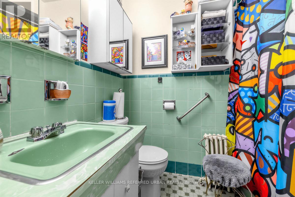 3867 Bathurst Street, Toronto, Ontario  M3H 3N4 - Photo 12 - C13101604