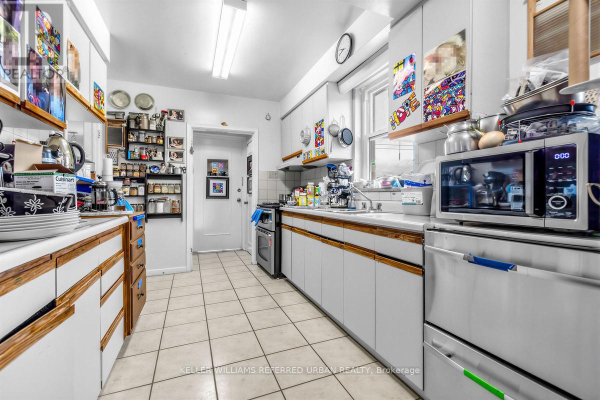 3867 Bathurst Street, Toronto, Ontario  M3H 3N4 - Photo 15 - C13101604