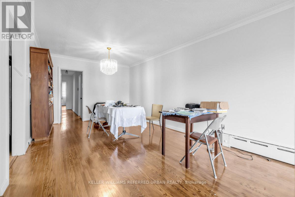 3867 Bathurst Street, Toronto, Ontario  M3H 3N4 - Photo 7 - C13101604