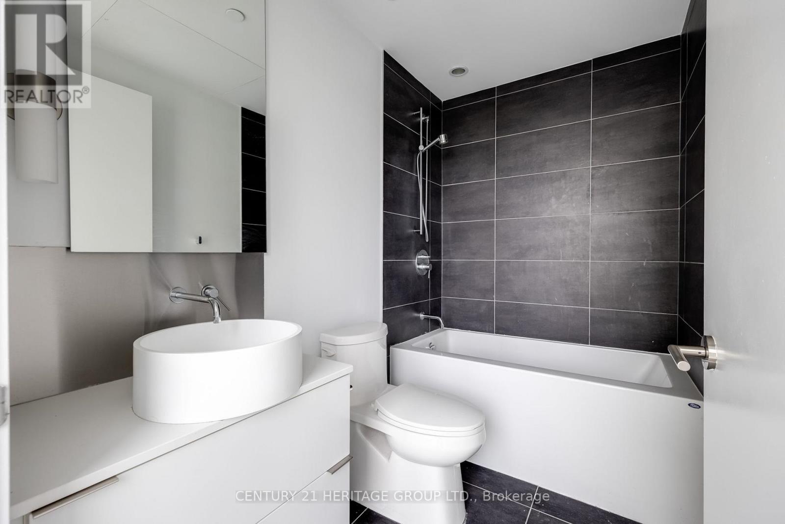 608 - 185 Roehampton Avenue, Toronto, Ontario  M4P 0C6 - Photo 15 - C13101610