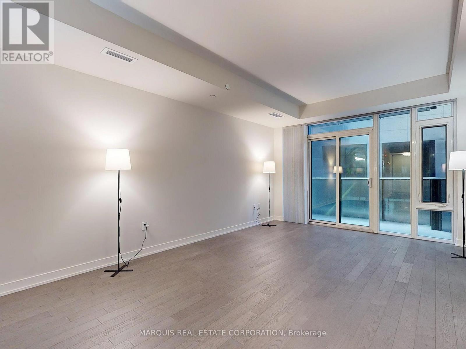505-Room Only - 330 Richmond Street W, Toronto, Ontario  M5V 0M4 - Photo 3 - C13101658