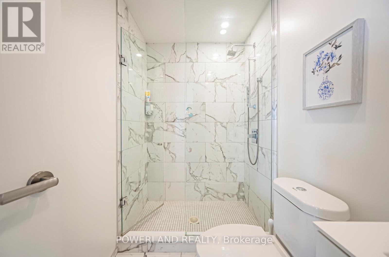 1308 - 16 Bonnycastle Street, Toronto, Ontario  M5A 0C9 - Photo 6 - C13101708