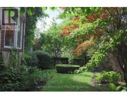 76/78 POPLAR PLAINS CRESCENT, Toronto, Ontario