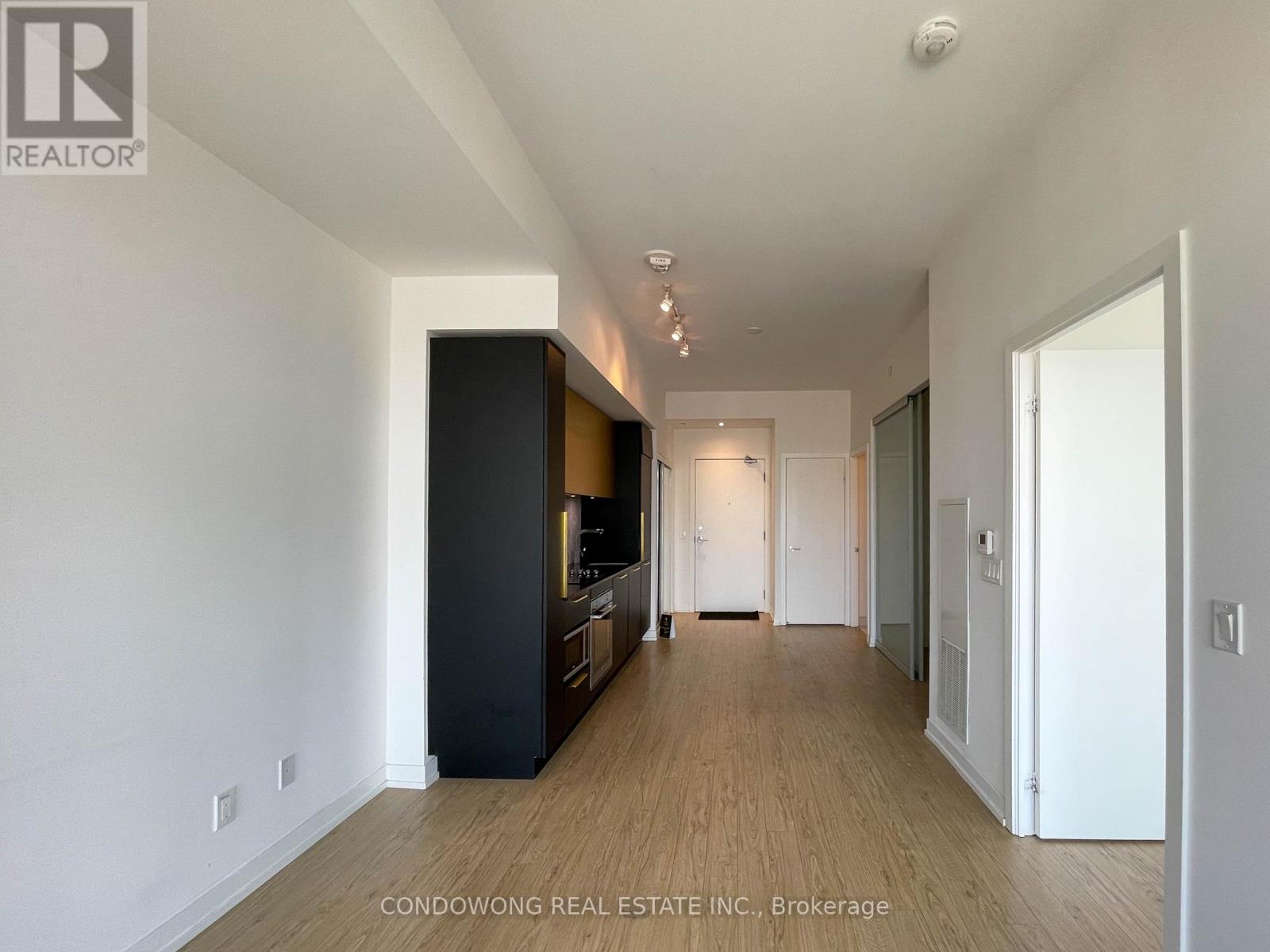 2210 - 85 Wood Street, Toronto, Ontario  M4Y 0E8 - Photo 4 - C13101760