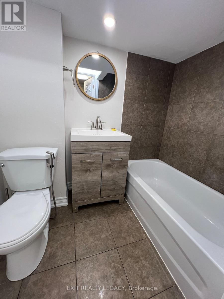 183 Ellington Drive, Toronto, Ontario  M1R 3Y2 - Photo 8 - E13101674