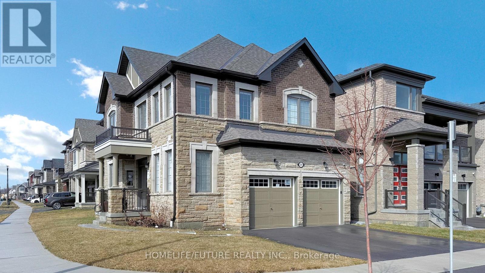 3254 Turnstone Boulevard, Pickering, Ontario  L0H 1J0 - Photo 3 - E13101686
