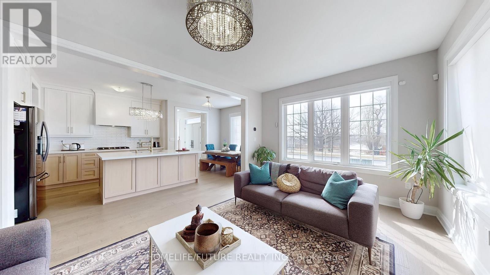 3254 Turnstone Boulevard, Pickering, Ontario  L0H 1J0 - Photo 4 - E13101686