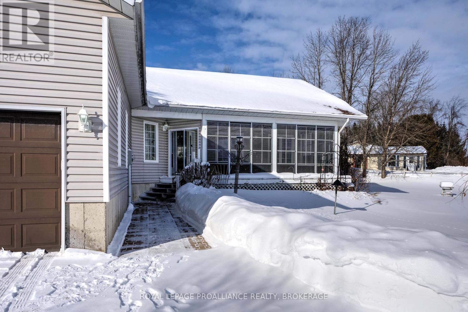 9727 Highway 42, Rideau Lakes, Ontario  K0G 1X0 - Photo 12 - X12751278