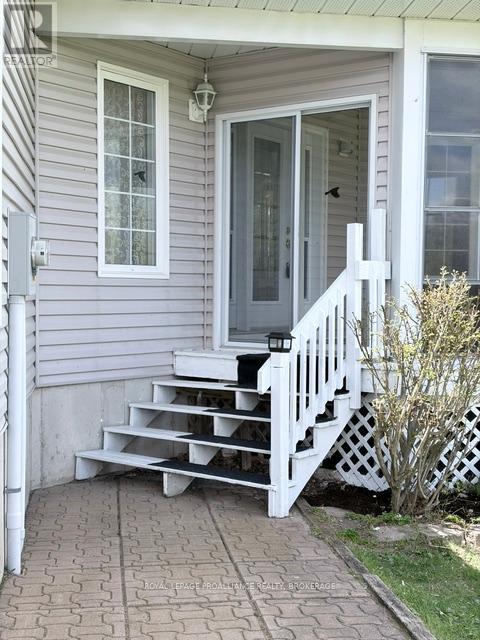 9727 Highway 42, Rideau Lakes, Ontario  K0G 1X0 - Photo 3 - X12751278