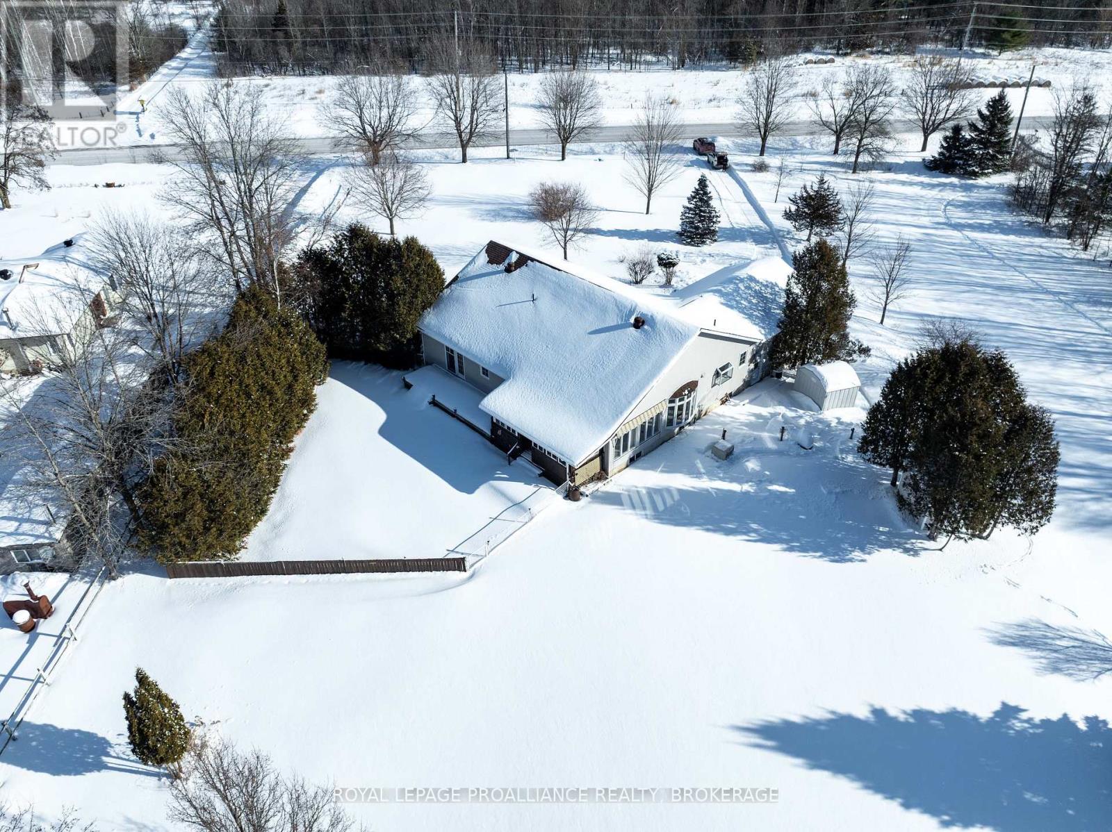 9727 Highway 42, Rideau Lakes, Ontario  K0G 1X0 - Photo 8 - X12751278