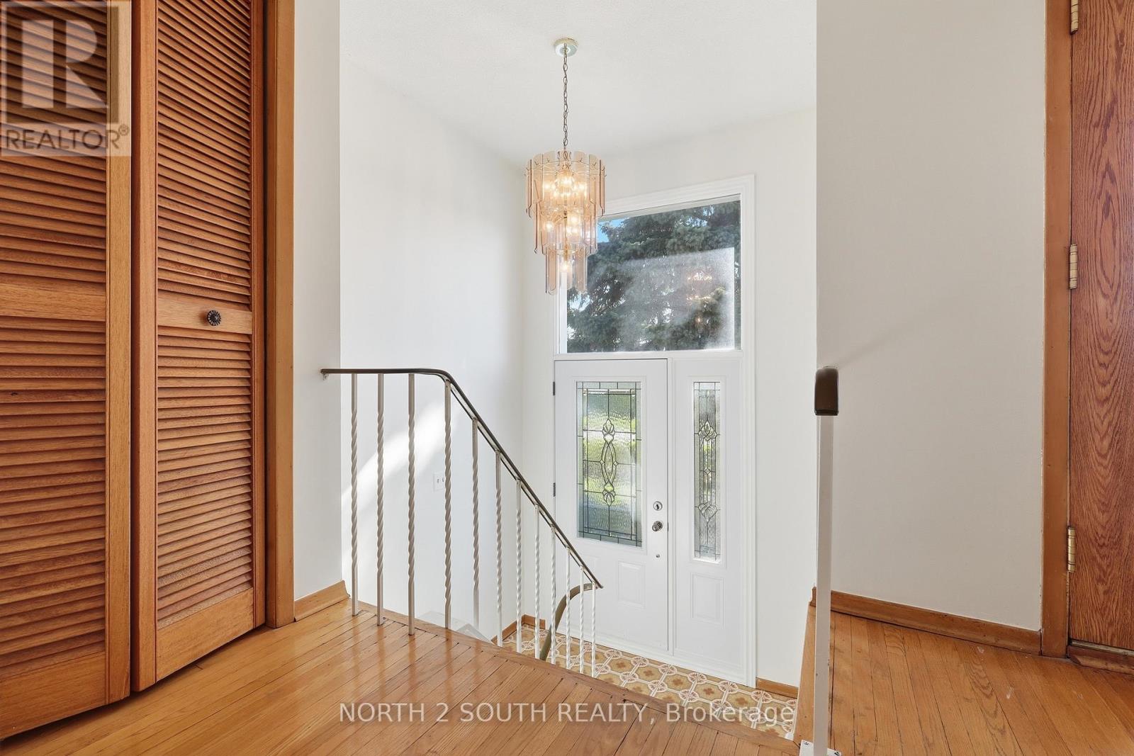228 Andrew Parkway, Vaughan, Ontario  L4L 1G2 - Photo 6 - N13101742