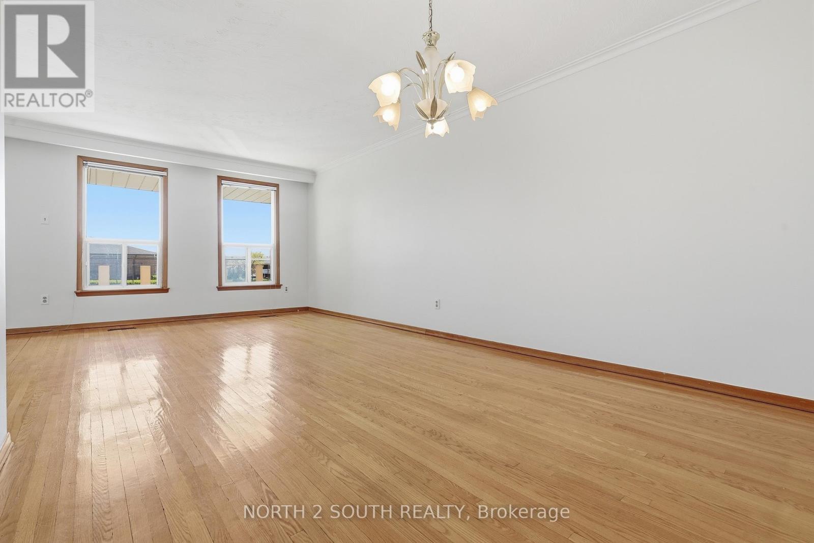 228 Andrew Parkway, Vaughan, Ontario  L4L 1G2 - Photo 9 - N13101742