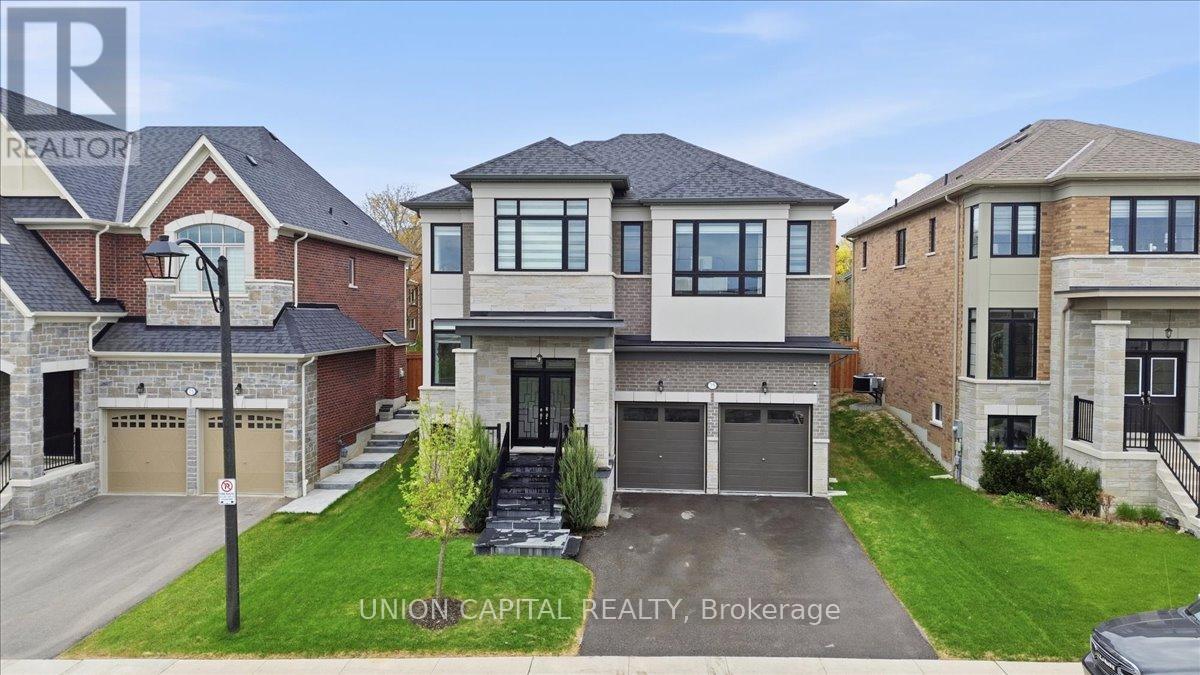 75 BETHPAGE CRESCENT, Newmarket, Ontario