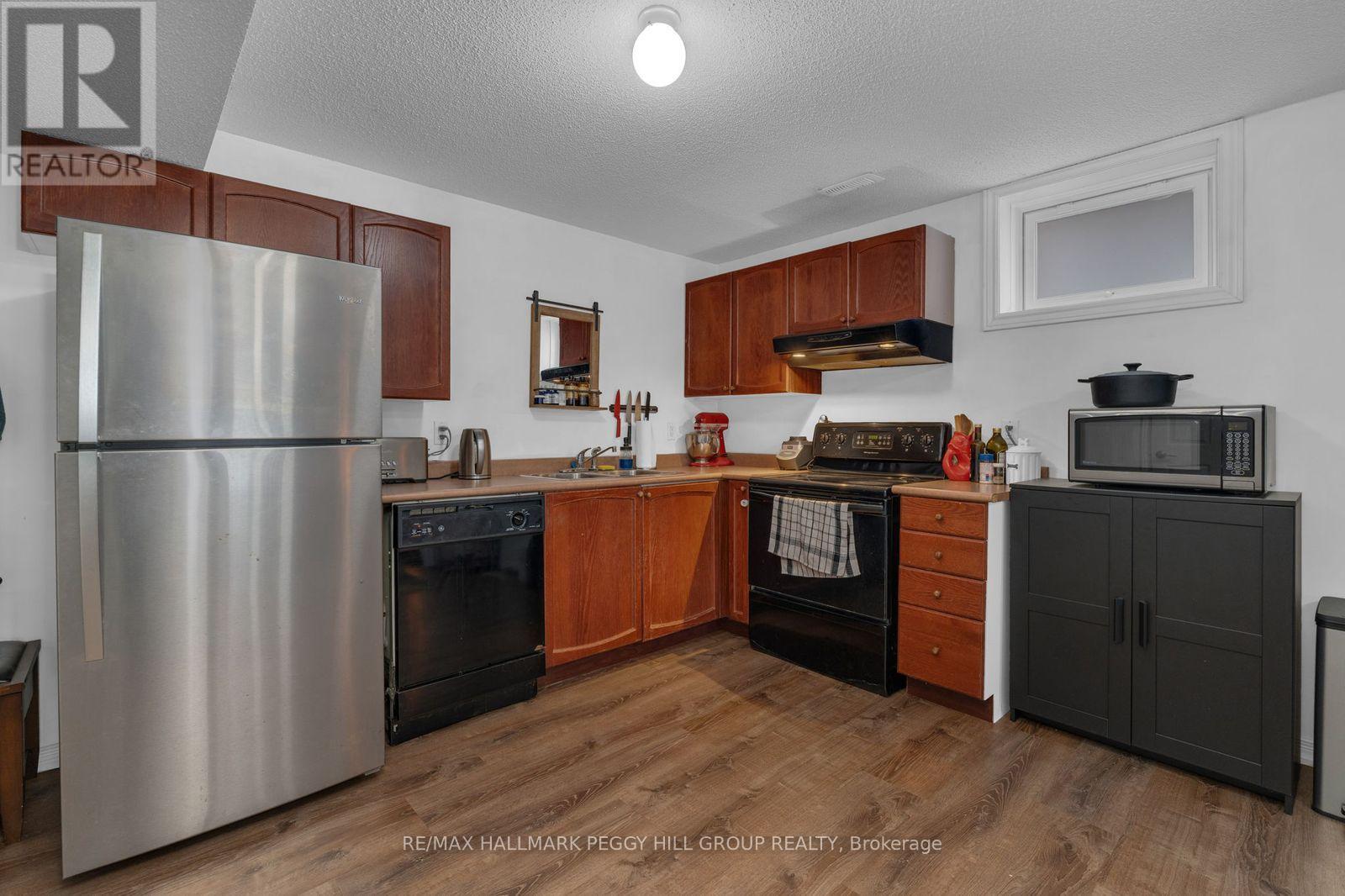 Lower - 194 Country Lane, Barrie, Ontario  L4N 0W1 - Photo 6 - S13101766