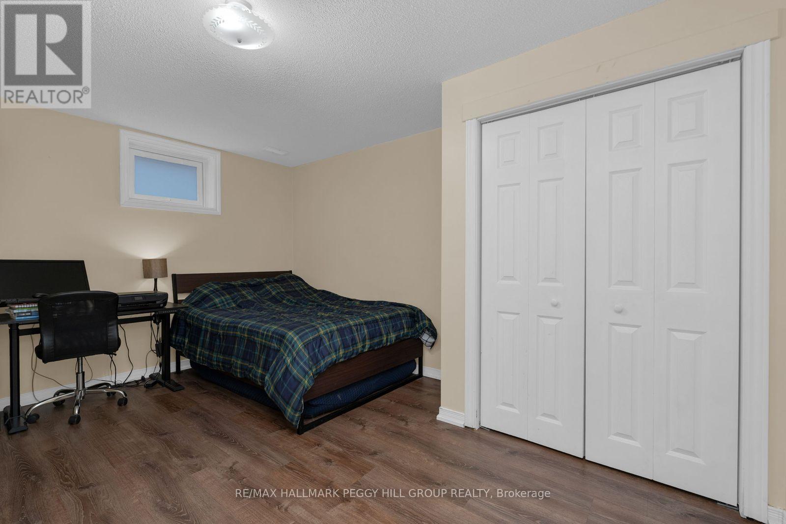 Lower - 194 Country Lane, Barrie, Ontario  L4N 0W1 - Photo 9 - S13101766