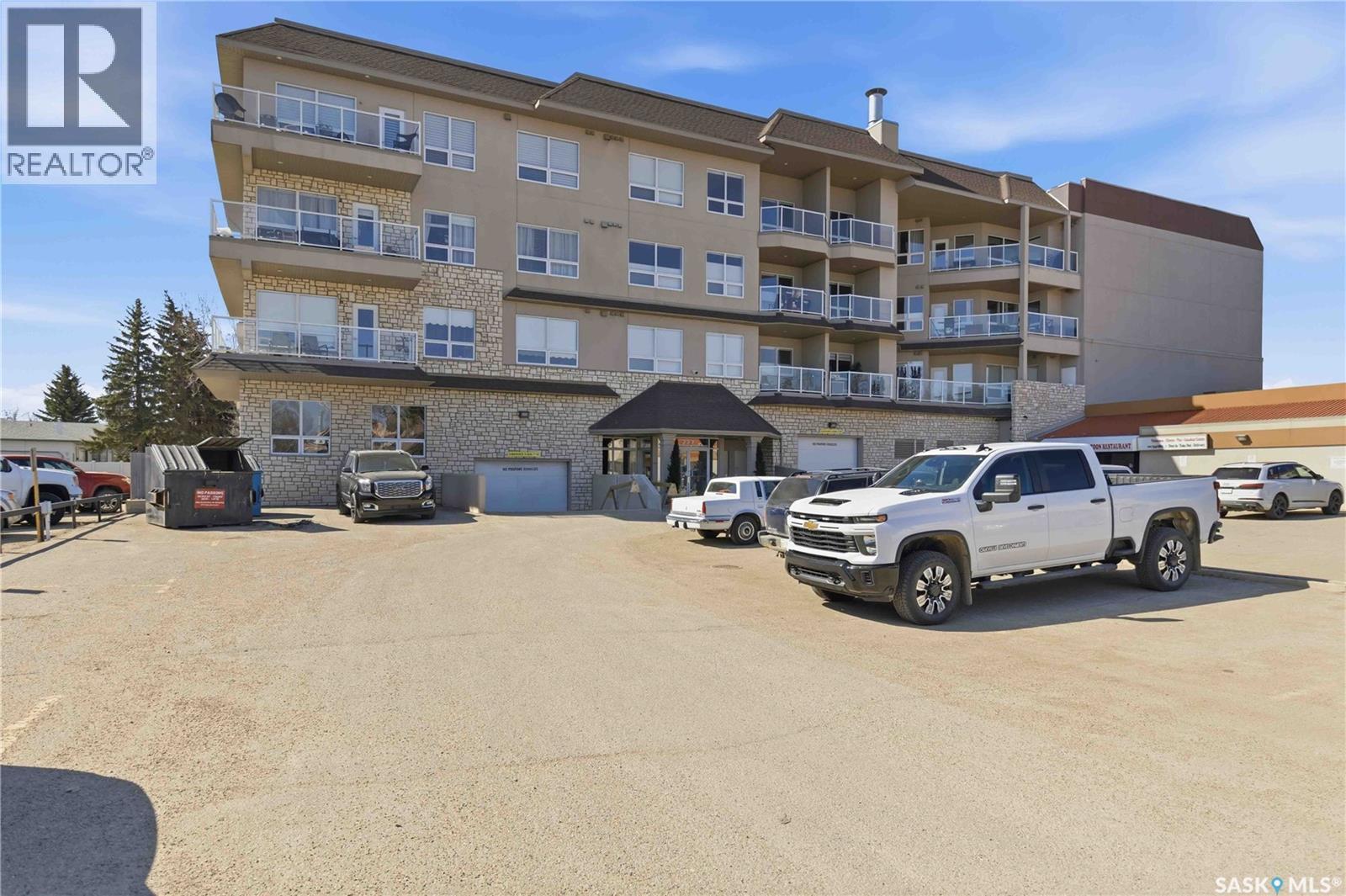 204 227 Pinehouse Drive, Saskatoon, Saskatchewan  S7K 6N9 - Photo 2 - SK035144