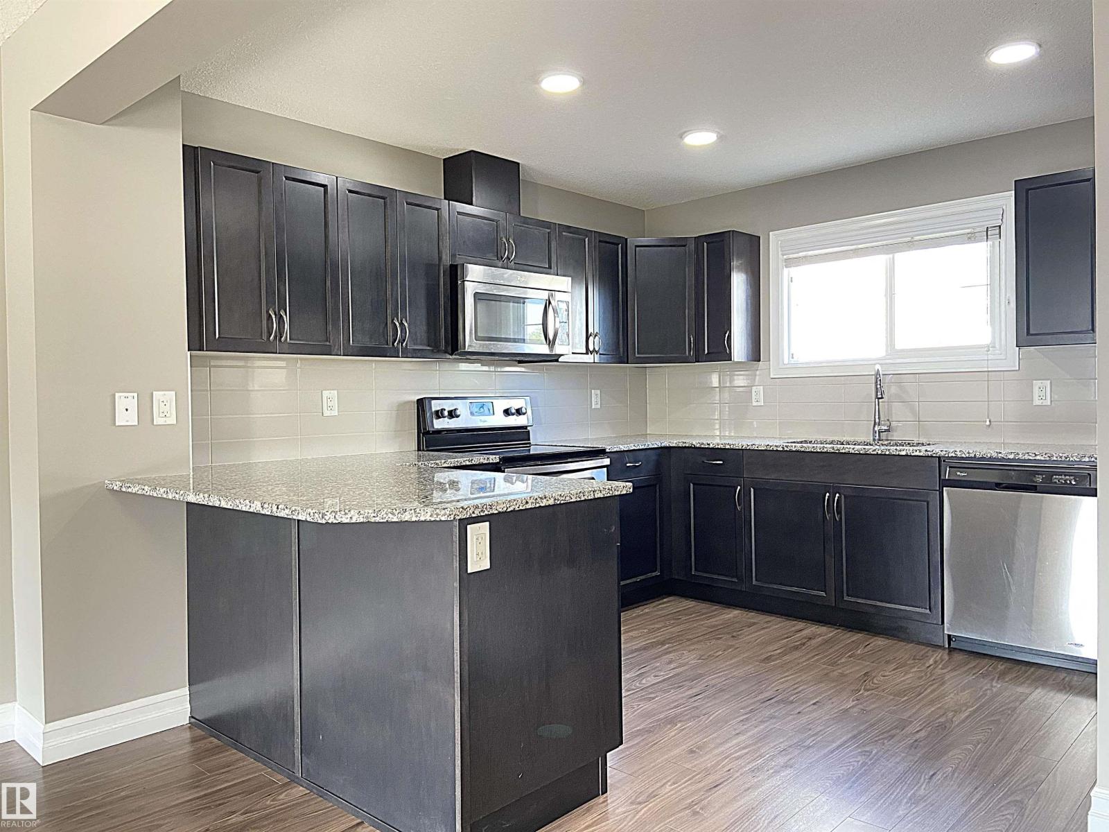 1520 105 St Nw, Edmonton, Alberta  T6J 5R8 - Photo 10 - E4486528