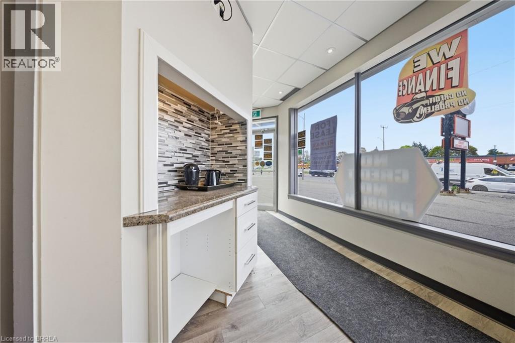 50 King George Road Unit# 3, Brantford, Ontario  N3R 5K7 - Photo 14 - 40825502