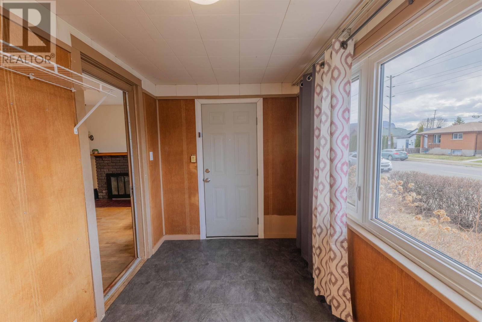 1010 Sprague St, Thunder Bay, Ontario  P7E 1V9 - Photo 5 - TB2600957