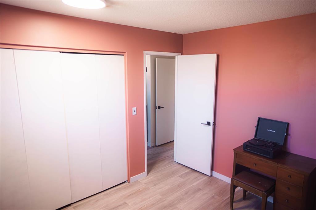 657 Adsum Drive, Winnipeg, Manitoba  R2P 1X6 - Photo 18 - 202609709