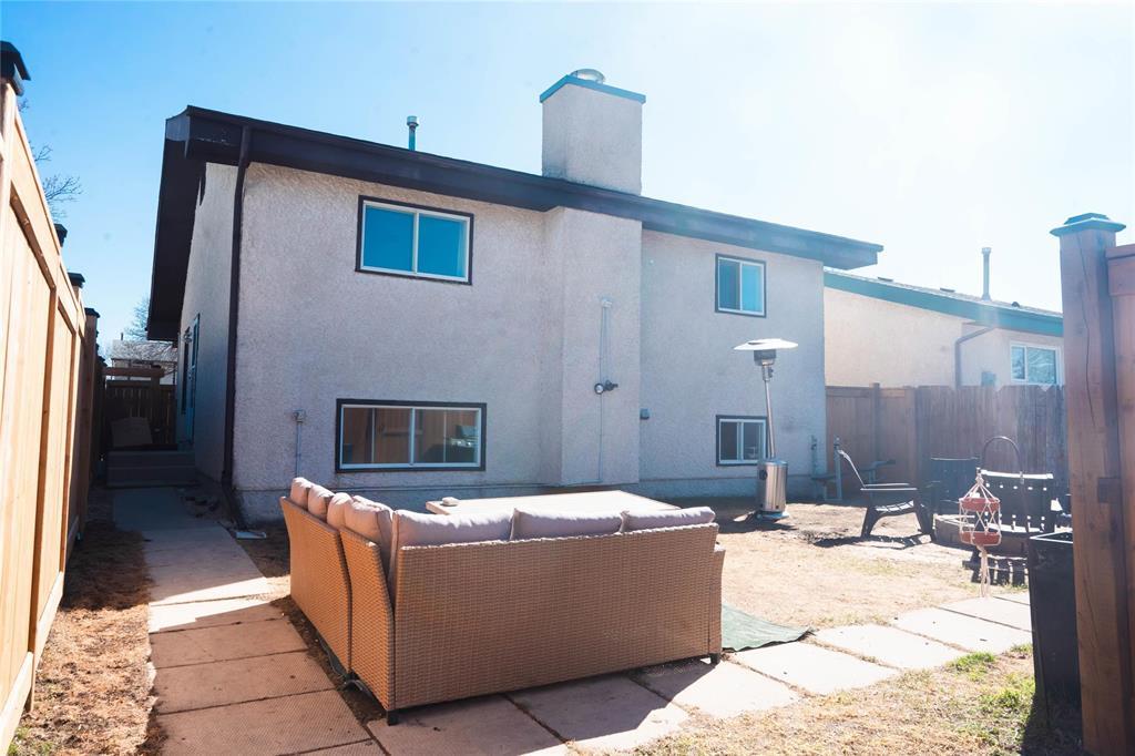 657 Adsum Drive, Winnipeg, Manitoba  R2P 1X6 - Photo 24 - 202609709
