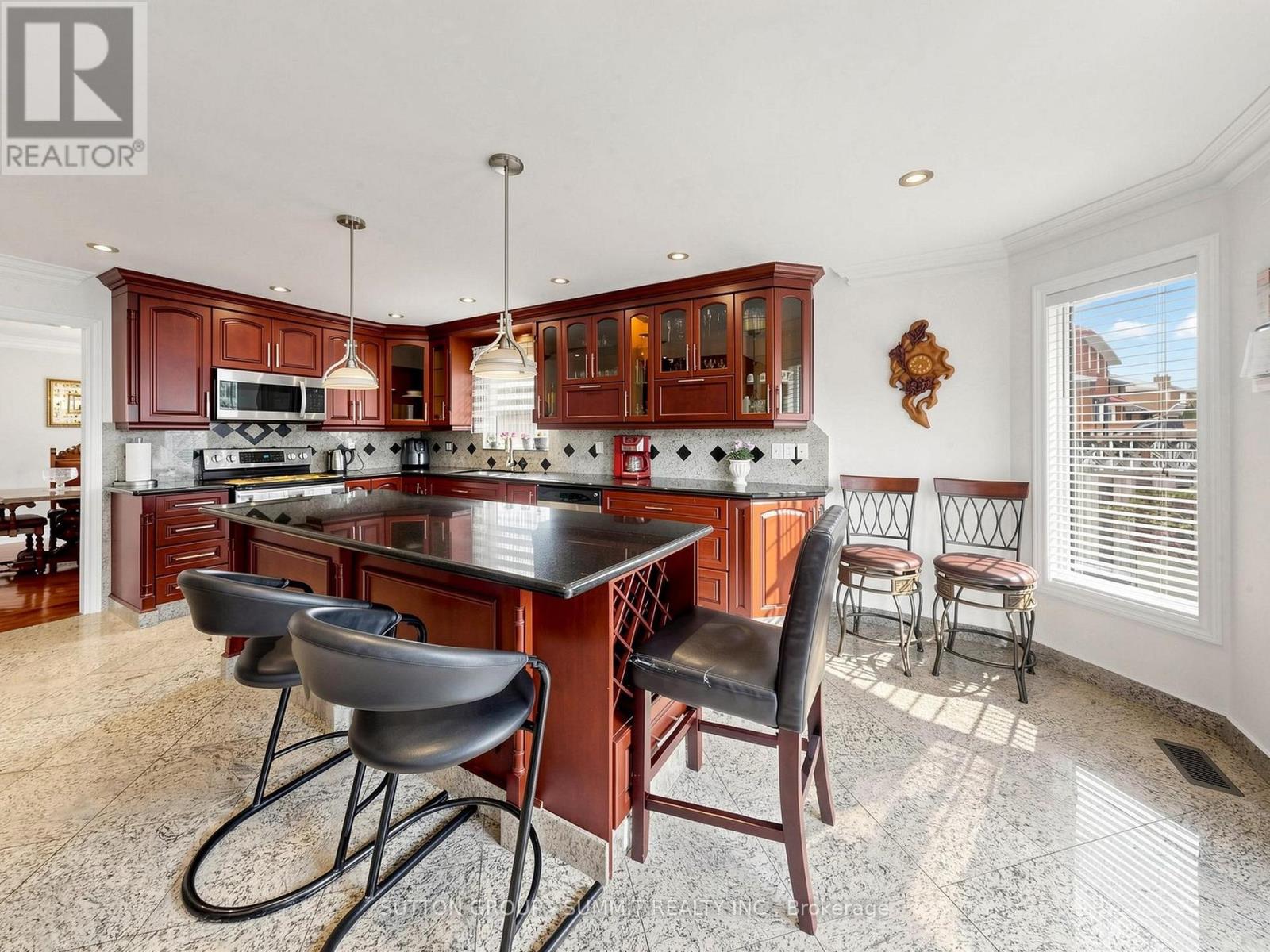 556 Ray Lawson Boulevard, Brampton, Ontario  L6Y 4H5 - Photo 14 - W13101600