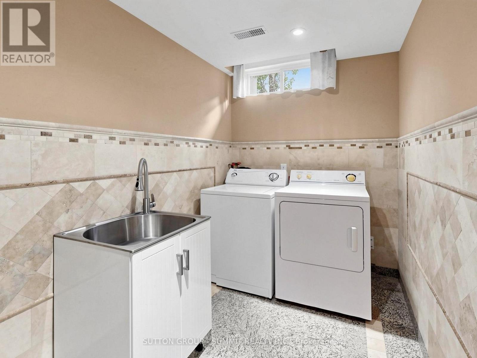 556 Ray Lawson Boulevard, Brampton, Ontario  L6Y 4H5 - Photo 45 - W13101600