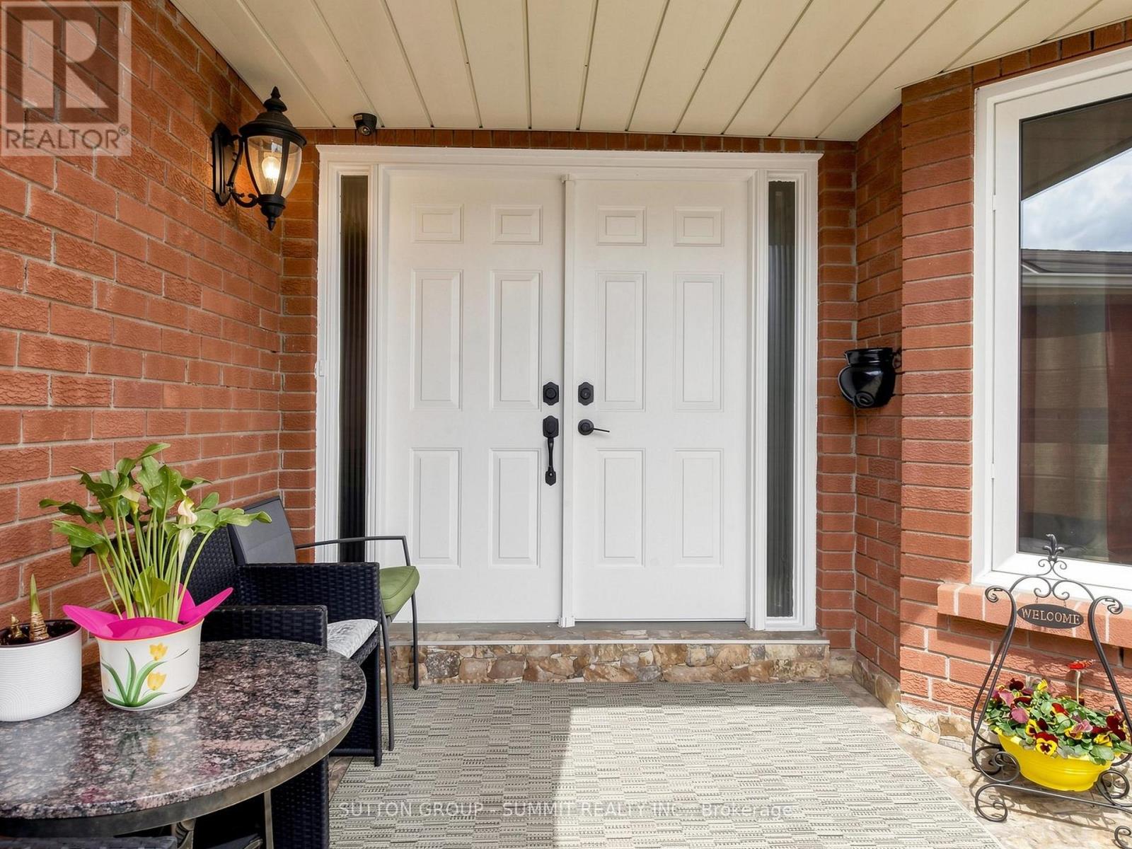 556 Ray Lawson Boulevard, Brampton, Ontario  L6Y 4H5 - Photo 6 - W13101600