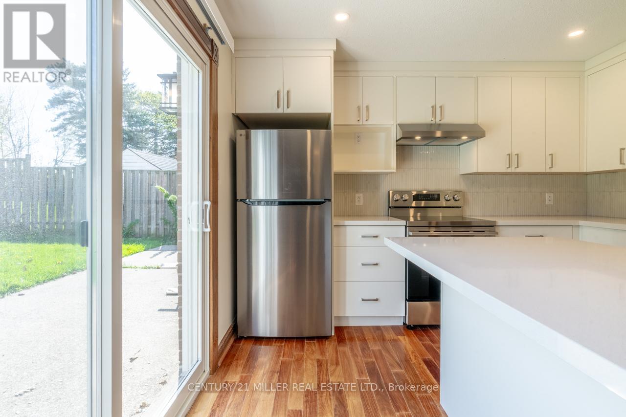 B - 477 Valleyview Crescent, Milton, Ontario  L9T 3L3 - Photo 6 - W13101692