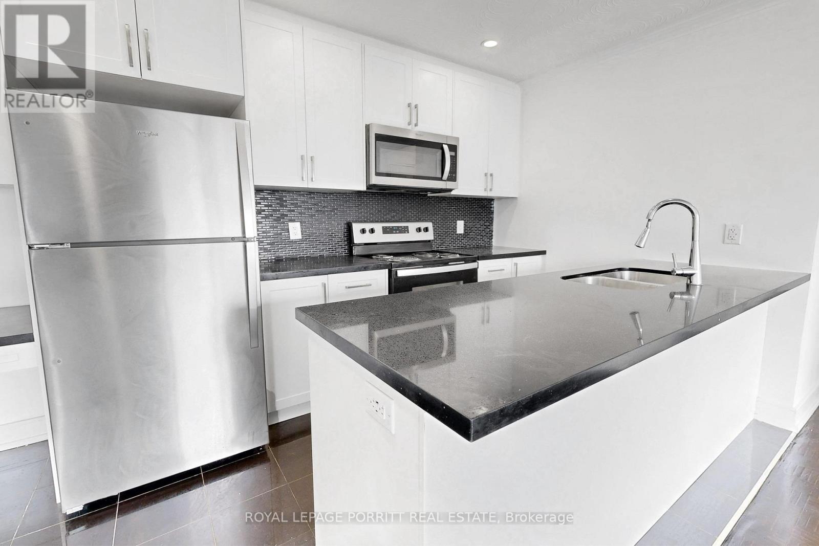 56 - 4 Superior Avenue, Toronto, Ontario  M8V 2M3 - Photo 9 - W13101710