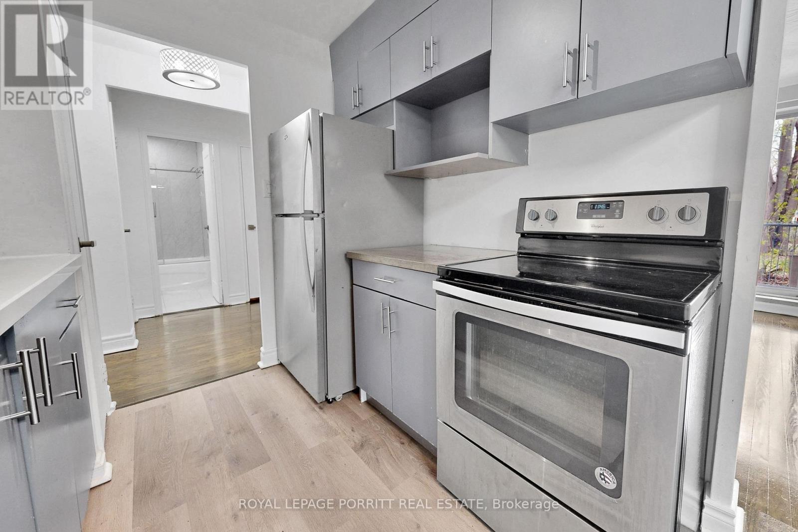 5 - 4 Superior Avenue, Toronto, Ontario  M8V 2M3 - Photo 10 - W13101740