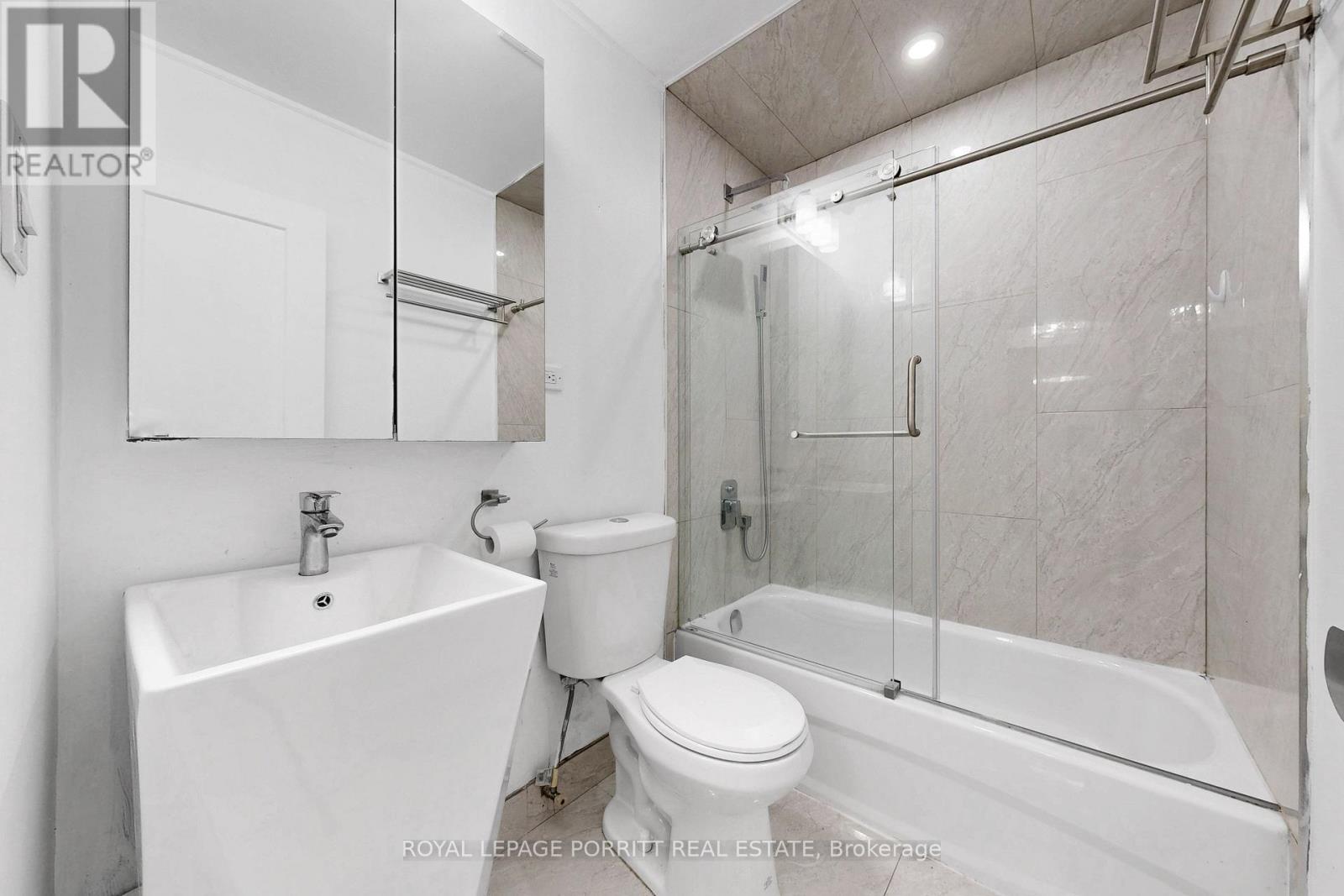 5 - 4 Superior Avenue, Toronto, Ontario  M8V 2M3 - Photo 18 - W13101740
