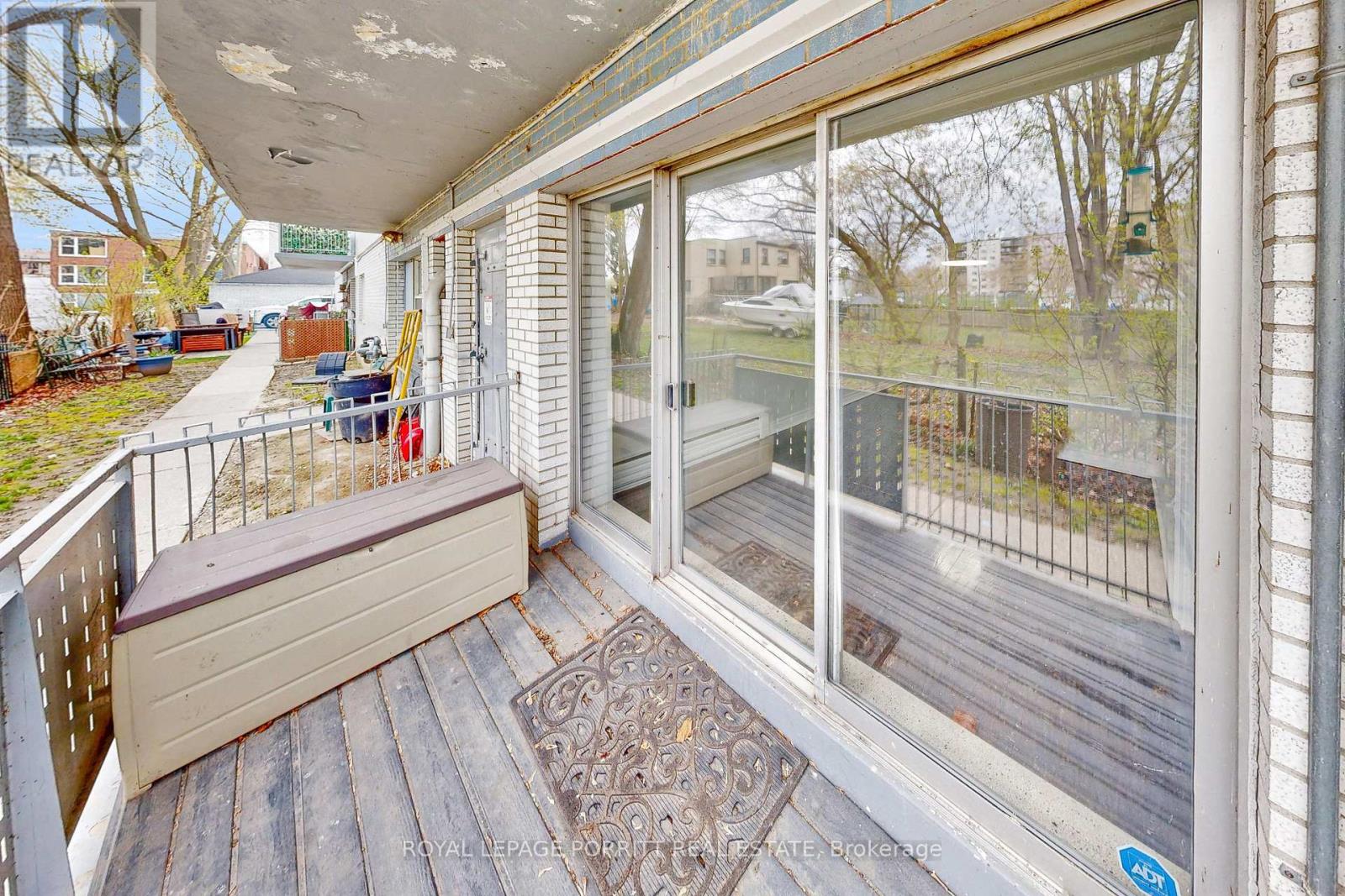 5 - 4 Superior Avenue, Toronto, Ontario  M8V 2M3 - Photo 22 - W13101740