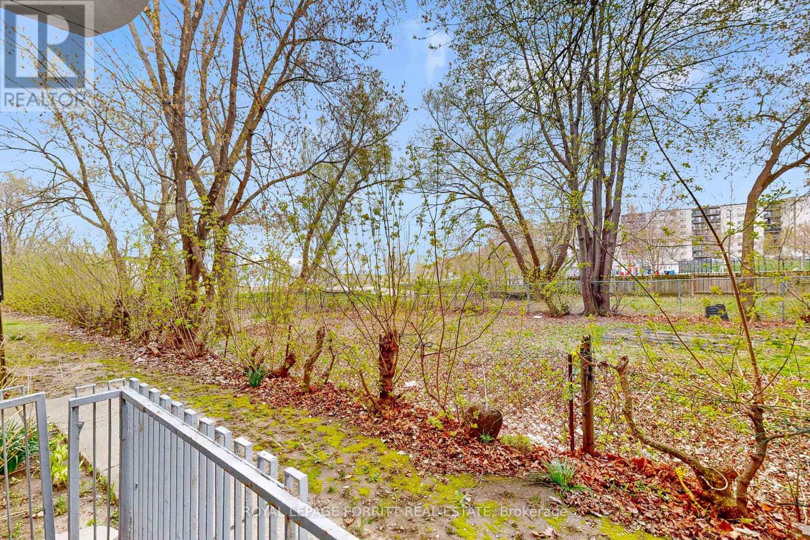 5 - 4 Superior Avenue, Toronto, Ontario  M8V 2M3 - Photo 26 - W13101740