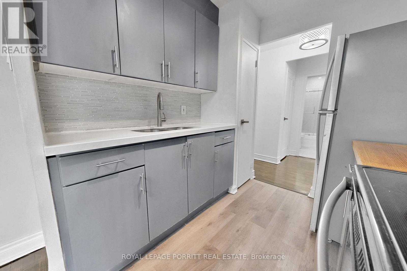 5 - 4 Superior Avenue, Toronto, Ontario  M8V 2M3 - Photo 7 - W13101740